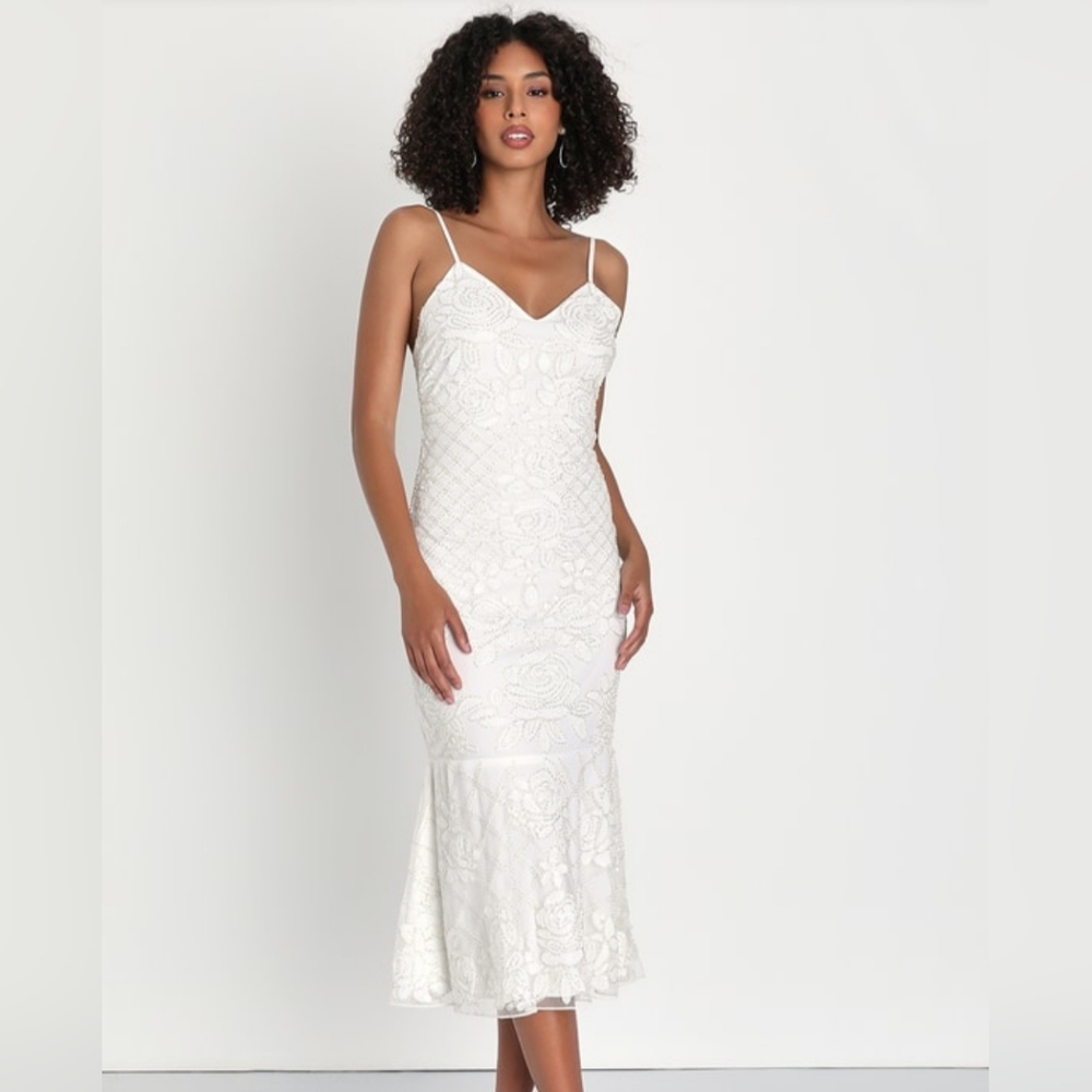 NWT Lulus Charasmatic Love White Floral Sequin Midi Dress